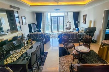 [High Floor; Low Density] Condominium [Stratgeically located in Kuala Lumpur's Golden Triangle]