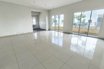 [Brand new unit; With extra land] 2 Storey Terrace House [5 min to Sanctuary Mall, Lotus's Rimbayu and Quayside Mall]