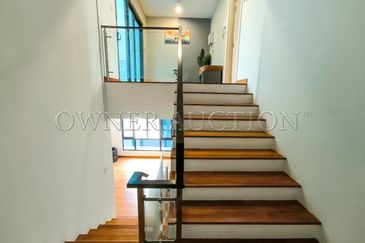 [Renovated with Fully Furnished] Freehold 3 Storey Semi Detached House [7 mins to Bandar Mahkota Cheras]