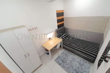 [ROI up to 5%; Potential investment unit for expatriates and foreigners] Service Apartment [Located within the heart of Seri Kembangan;  5 min to SMK 