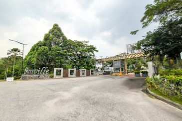 [Renovated with Fully Furnished] Freehold 3 Storey Semi Detached House [7 mins to Bandar Mahkota Cheras]