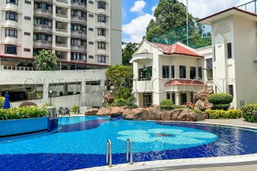 [Prime Location – Next to Bangsar] Duplex Penthouse [7 min to Bangsar LRT Station]