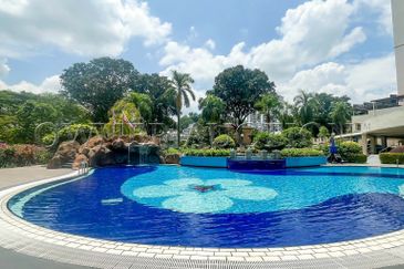 [Prime Location – Next to Bangsar] Duplex Penthouse [7 min to Bangsar LRT Station]