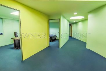 [High Visibility Location] Office with Lift [Well-connected on Jalan Puchong, Jalan Klang Lama (Old Klang Road)]