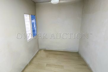 [Lively Commerical Area; Mutured Residential Area] Shop Lot [Easily Accessible Via MRR2 Highway and LDP Highway]