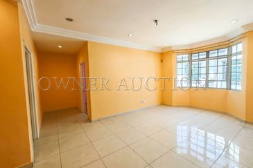 [Gated and Guarded Community; Located in Strategic and Matured Township] 2 Storey Semi Detached House [Easily Accessible Via Selat Klang Highway and F