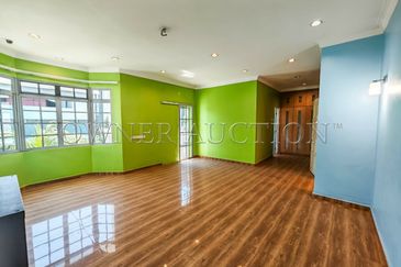 [Gated and Guarded Community; Located in Strategic and Matured Township] 2 Storey Semi Detached House [Easily Accessible Via Selat Klang Highway and F