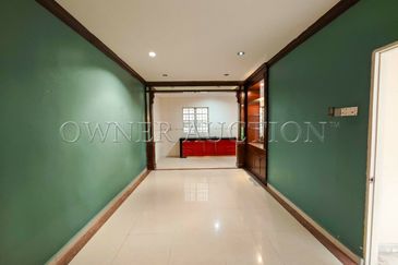 [Gated and Guarded Community; Located in Strategic and Matured Township] 2 Storey Semi Detached House [Easily Accessible Via Selat Klang Highway and F