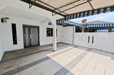 [Located in Strategic and Mature Township] 1 Storey Terrace House [Surrounded by a Variety of Shops and Daily Essential]