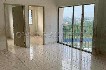 [Located in Strategic and Matured Township] Apartment [3 Min to Puchong Perdana LRT Station; 10 Min to IOI Mall Puchong]