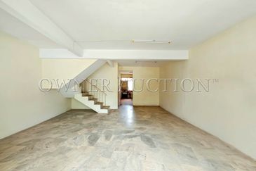 [Ideal for family living or long-term investment] 2 Storey Terrace House [8 min to Econsave Batu Berendam]