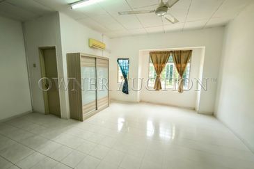 [Ideal for family living or long-term investment] 2 Storey Terrace House [Proximity to Zoo Melaka and Melaka Botanical Garden]