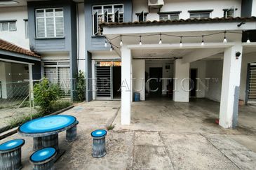 [Ideal for family living or long-term investment] 2 Storey Terrace House [Proximity to Zoo Melaka and Melaka Botanical Garden]