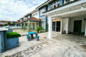 [Ideal for family living or long-term investment] 2 Storey Terrace House [Proximity to Zoo Melaka and Melaka Botanical Garden]