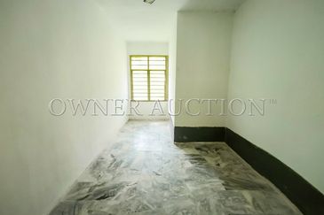 [Tourist city; ideal for homestay or rental investment] 2 Storey Terrace House [10 min to NSK Trade City (Melaka) Sdn Bhd & Mydin MITC Ayer Keroh]
