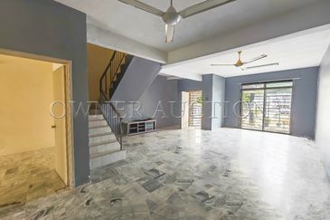 [Ideal for family living or long-term investment] 2 Storey Terrace House [10 min to NSK Trade City (Melaka) Sdn Bhd & Mydin MITC Ayer Keroh]