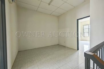 [Tourist city; ideal for homestay or rental investment] 9 units of 2 Storey Terrace House [8 min to Econsave Batu Berendam]