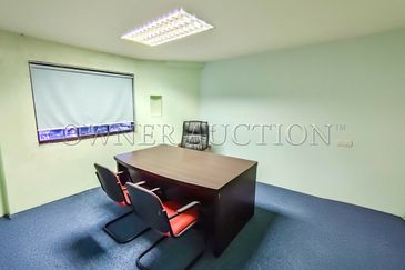 [High Visibility Location] Office with Lift [Well-connected on Jalan Puchong, Jalan Klang Lama (Old Klang Road)]