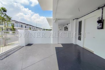 [Unoccupied Unit; 4+1 Room and 3 Bathroom] 2 Storey Terrace House [12 Min to Mydin Mall Seremban 2; 5 Min to Sendayan Merchant Square]