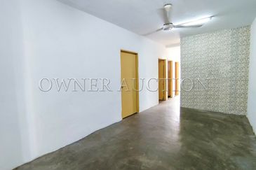 [Easily Accessible Via LDP Highway and Jalan Subang; Low Cost] Flat [2 Min to Puchong Prima LRT Station]