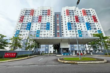 [Low-Density living; Freehold] Apartment [Accessible to North-South Expessway Via Seremban Toll Plaza and Free Connection to KLIA/KLIA 2]