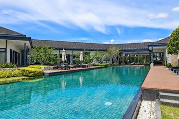 [Corner Lot unit; Premium Facilities] 2 Storey Terrace House [Accessible to NKVE in Klang Valley Western Corridor, Located just before Setia Alam]