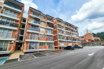 [Located in the Mature Township of Kajang] Apartment [Excellent Accessibility Via SILK Highway,LEKAS and Cheras-Kajang Expressway]