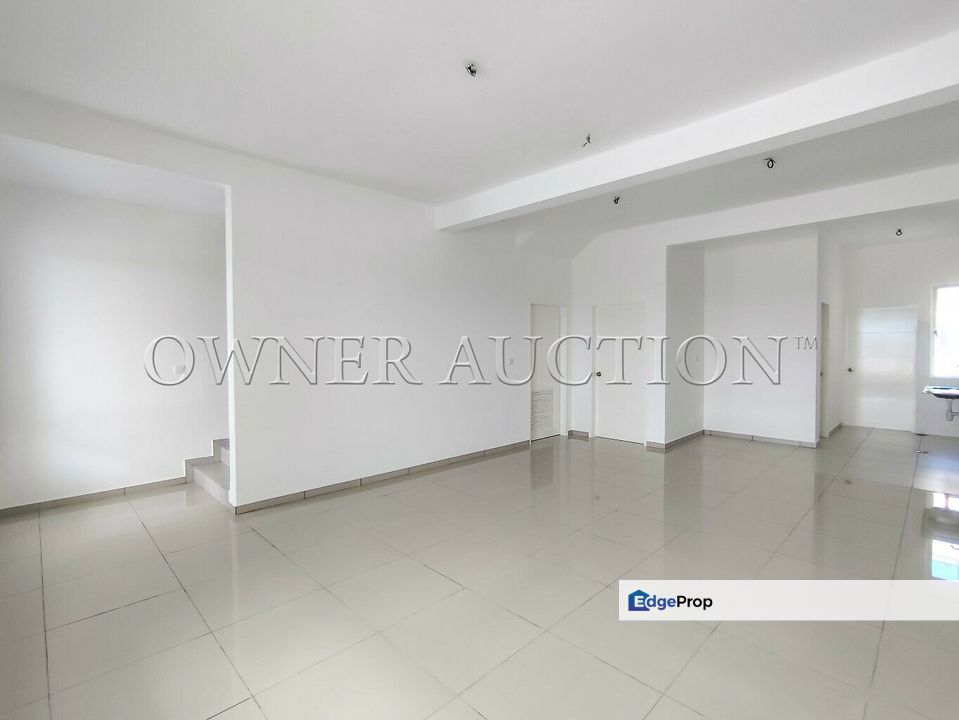 [Unoccupied Unit; 4+1 Room and 3 Bathroom] 2 Storey Terrace House [12 Min to Mydin Mall Seremban 2; 5 Min to Sendayan Merchant Square], Negeri Sembilan, Seremban