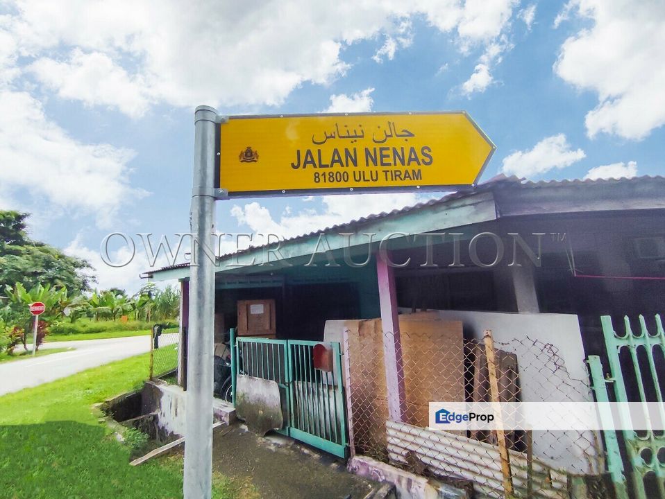 [Behind Ulu Tiram Bus Terminal & Pasar Ulu Tiram] 1 Storey Terrace House [5 min to NSK Ulu Tiram], Johor, Ulu Tiram