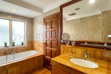 [Prime Location – Next to Bangsar] Duplex Penthouse [7 min to Bangsar LRT Station]