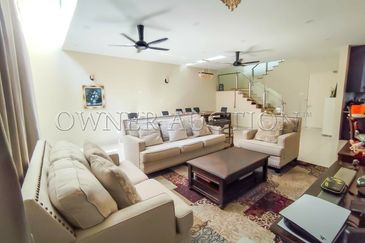 [Duplex unit] Condominium [10 min to AEON Big & Subang Parade]