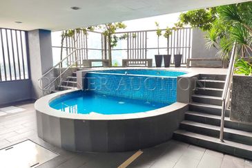 [Practical Layout] Service Apartment [Surrounded by Daily Essentials; Convenient Access to DUKE & MRR2]