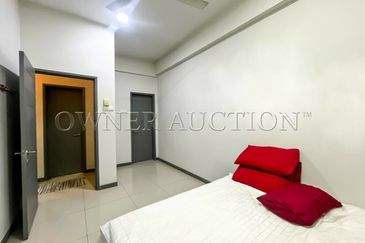 [Practical Layout] Service Apartment [Surrounded by Daily Essentials; Convenient Access to DUKE & MRR2]