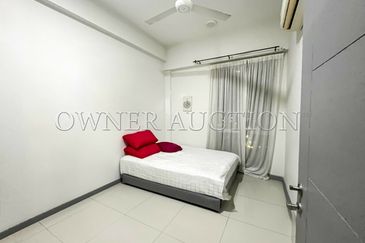 [Practical Layout] Service Apartment [Surrounded by Daily Essentials; Convenient Access to DUKE & MRR2]