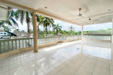 [Private Pool & Spa Suite] 2 Storey Bungalow [Ideal for Air Bnb | Perfect for 20 pax Gatherings]