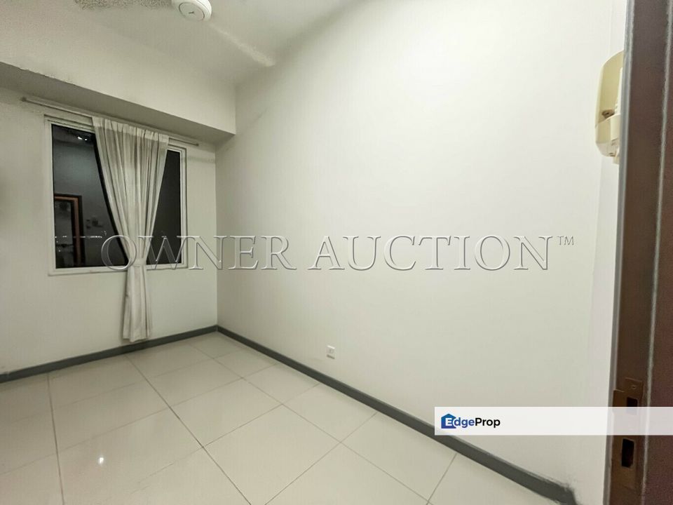 [Practical Layout] Service Apartment [Surrounded by Daily Essentials; Convenient Access to DUKE & MRR2], Kuala Lumpur, Gombak