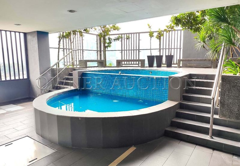 [Practical Layout] Service Apartment [Surrounded by Daily Essentials; Convenient Access to DUKE & MRR2]