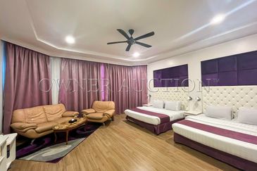 [Luxury living in a laid-back setting; Major tourist hotspot] 4 Storey Detached Bungalow [Near to tourist attraction; Next to Sultan Ahmad Shah Golf C