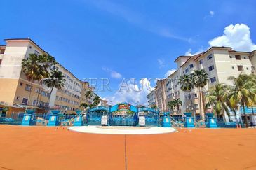 [Vacant Unit; WaterPark View] Apartment [9 min to Pantai Tanjung Biru]