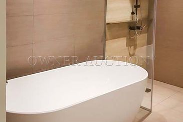 [High Floor Serviced Apartment Ideal for Own Stay or Investment] Service Apartment [Prime KL city living with close access to amenities such as KLCC, 