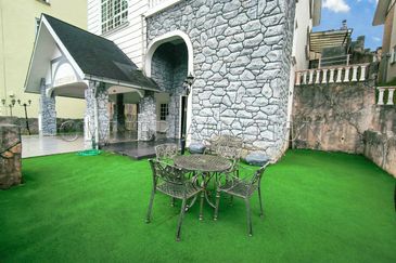 [Luxury living in a laid-back setting; Major tourist hotspot] 4 Storey Detached Bungalow [Near to tourist attraction; Next to Sultan Ahmad Shah Golf C