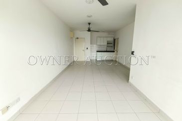 [Vacant unit with Balcony] Freehold Condominium [5 min to Setia EcoHill Mall]