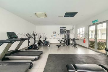 [Vacant unit with Balcony] Freehold Condominium [5 min to Setia EcoHill Mall]