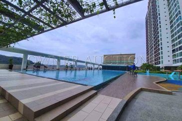 [Vacant Unit] Service Apartment [Opposite to Kajang SILK Highway; 6 min to C180 & Cheras Traders Square; 8 min to Batu 11 Cheras MRT station]