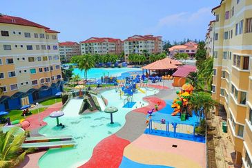 [Vacant Unit; WaterPark View] Apartment [9 min to Pantai Tanjung Biru]