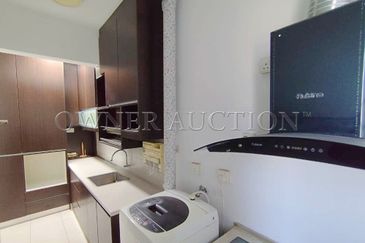 [Vacant Unit] Condominium [70% Occupancy Rate; Right Beside SJKC Kheow Bin; 3 min to Batu Caves KTM Station]