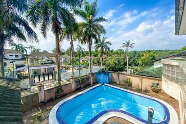 [Private Pool & Spa Suite] 2 Storey Bungalow [Ideal for Air Bnb | Perfect for 20 pax Gatherings]