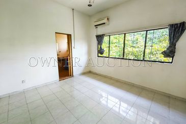 [KL Matured Area; Renovated unit] 2 Storey House [5 mins to NSK Trade City (Kuchai Lama)]