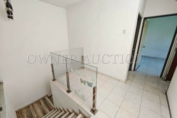 [KL Matured Area; Renovated unit] 2 Storey House [5 mins to NSK Trade City (Kuchai Lama)]