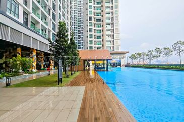 [High ROI; Partial Furnished] Condominium [Near Sunway Pyramid & Universities]